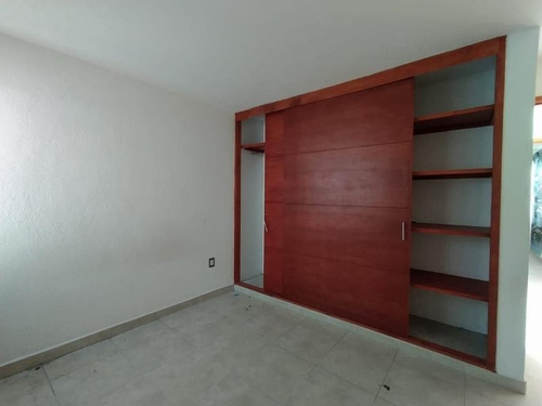 Imagen 3 de 8 de Casa Sola En Renta San Juan