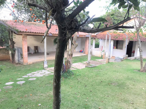 Linda Chácara.