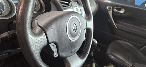 Renault Megane 1.6 DYNAMIQUE GRAND TOUR 16V FLEX 4P MANUAL