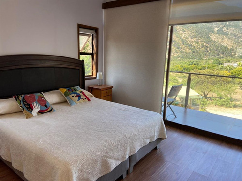 Cómoda Casa En Venta De 3 Dorm. Más Cabaña Olmue