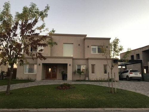 Imagen 30 de 30 de Casa En Venta En El Canton Islas Maroto Propiedades