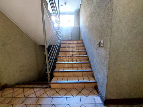 Un Dormitorio, Cocina Independiente Y Estacionamiento