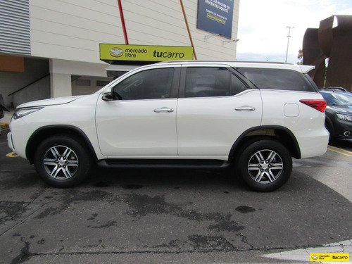 Toyota Fortuner 2.7 4x2