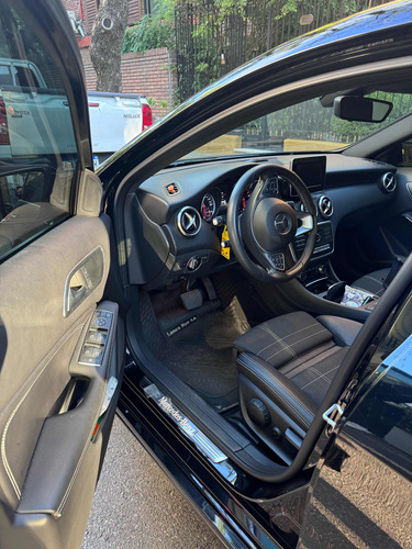 Mercedes Benz A200 Negro Impecable