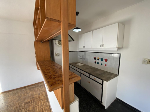 Alquilo Apartamento De 1 Dormitorio En Cordon