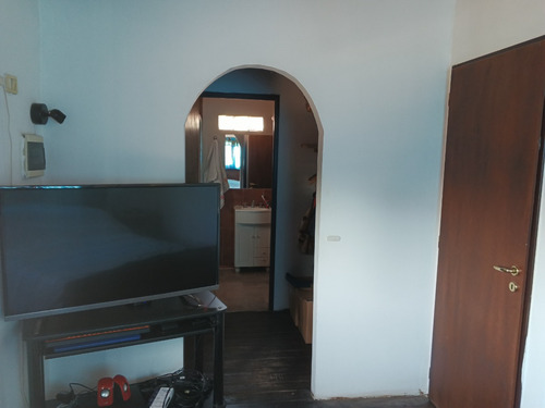 Casa Remodelada A Nuevo. Oportunidad. Venta O Permuta .apta Vivienda Permanente O Alquiler. Leer Descripcion Facilidades De Compra.-
