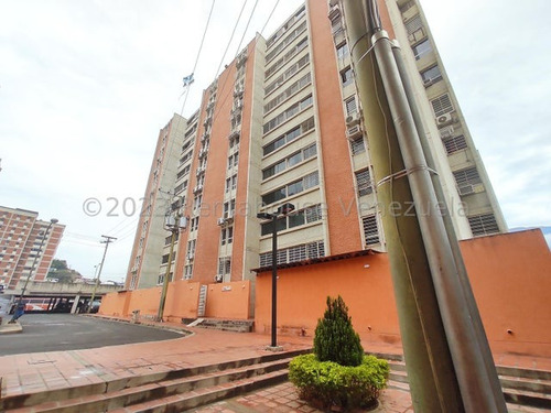 Apartamento Venta La Vaquera Conjunto La Arboleda.  Guarenas Mls # 23-28743