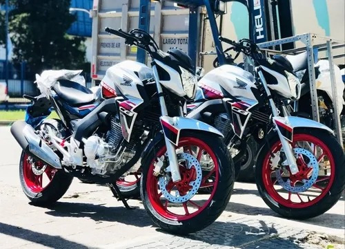 Imagen 10 de 25 de Patentada $1.814.500 O 12de$228400 Honda Cb 250 2023 Credito
