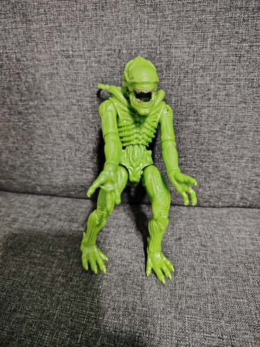 Figura De Acción Lanard Aliens Xenomorph Warrior Glow (Usado)
