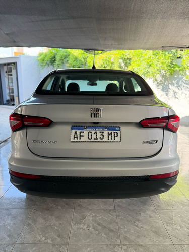 Fiat Cronos 1.8 16v Precision