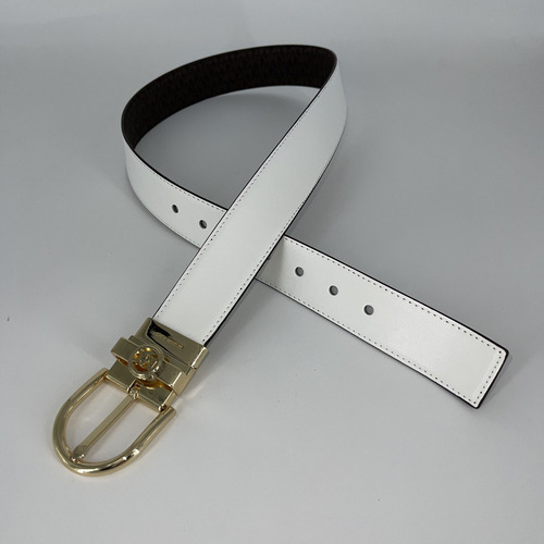 Cinto Michael Kors Reversible Blanco Y Cafe Color Blanco Y Cafe Con Letras Cafe Claro Diseño De La Tela Color Solido Y Estampado Talla Mediana