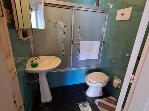 Apartamento Tres Dormitorios. Venta. Centro. Impecable.