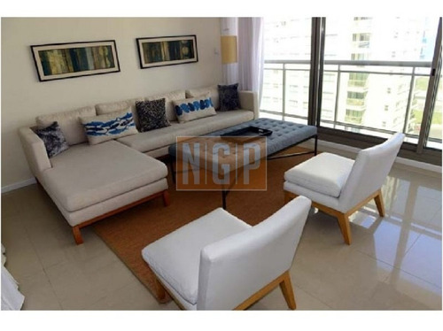 Apartamento En Brava, 3 Dormitorios -ref:15996