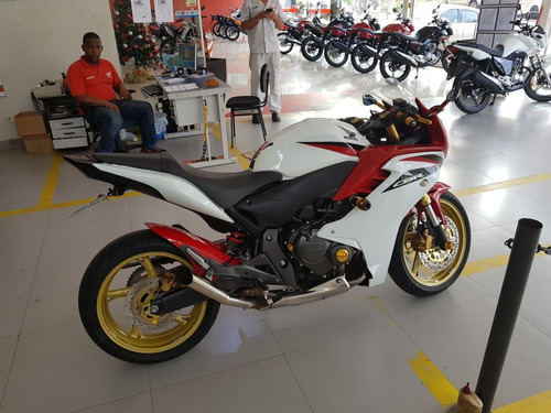 Honda - Cbr 600f
