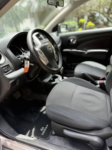 Nissan Versa 1.6 Advance