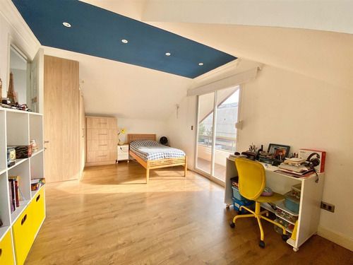 Remodelada: Club Manquehue /luis Carrera / Luis Pasteur