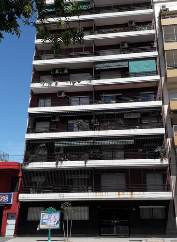 Imagen 3 de 10 de Venta Dpto. 3 Ambientes Con Balcón Al Frente En Constitución