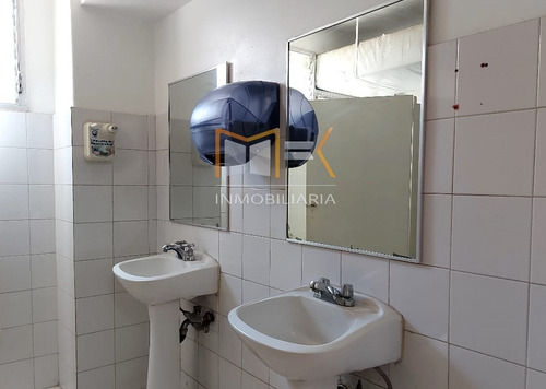 En Venta Edificio Comercial Industrial La Urbina Municipio Sucre Caracas