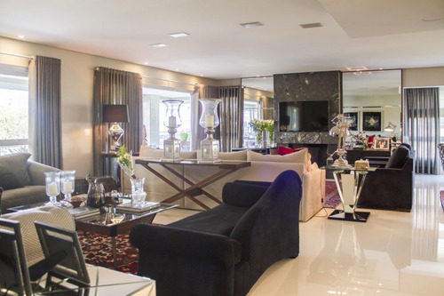 Imagem 14 de 15 de Apartamento De 4 Suítes Com 5 Vagas De Garagem - 3783