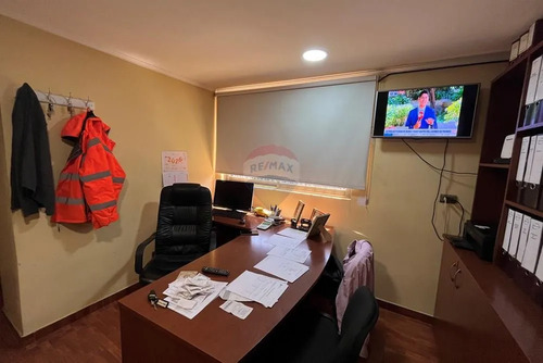 ¡local Comercial Ideal En Puente Alto!