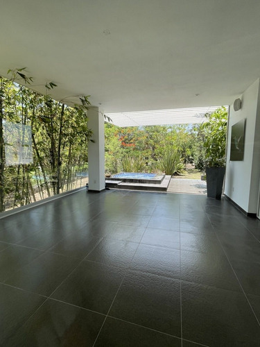 Residencia Exclusiva En Renta En Villas Regency Jurica