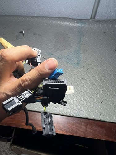 Instalación Eléctrica Quemacocos Peugeot 208 Mod 2018 (Usado)