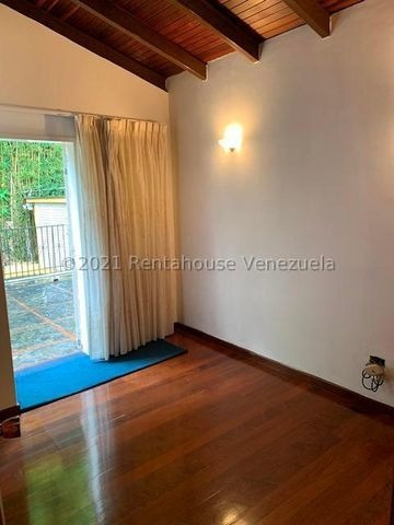 Imagen 13 de 16 de Casa En Venta En La Lagunita 21-22750 Caro Fermoso 0424-2083128