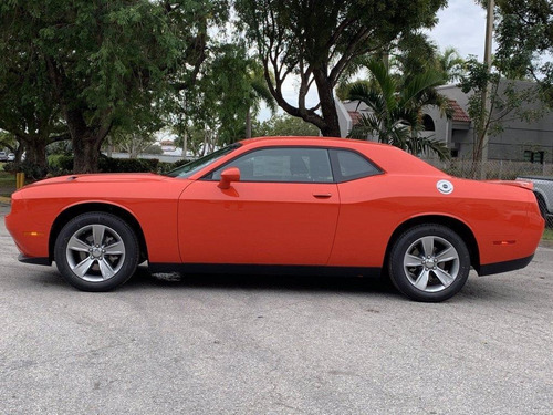 Imagem 12 de 15 de Dodge Challenger Stx 3.6l V6 2p
