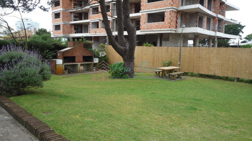 Apartamento En Aidy Grill, 2 Dormitorios *