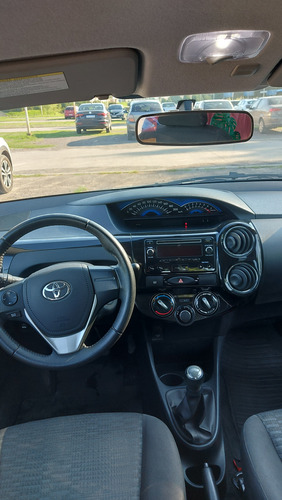 Toyota Etios 1.5 Sedan Xls