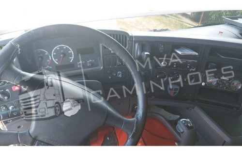 Imagem 10 de 15 de Caminhão Scania G420 - 6x2 T