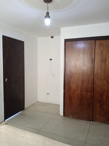 Imagen 7 de 17 de Venta Apto El Llanito Av Tamanaco