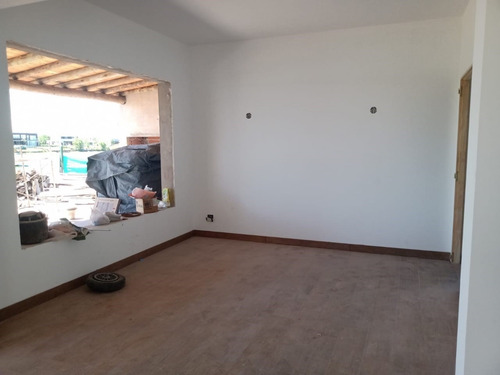 Imagen 9 de 15 de Casa En Venta Ubicado En El Cantón Puerto, Escobar, G.b.a. Zona Norte
