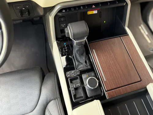 Toyota Sequoia 3.4 V6 Capstone