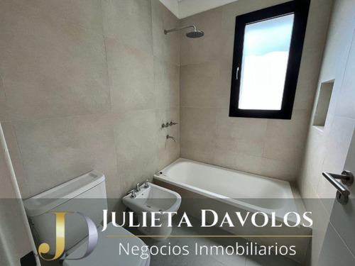 Imagen 12 de 22 de Casa En Venta 4 Dormitorios Barrio El Canton Con Pileta