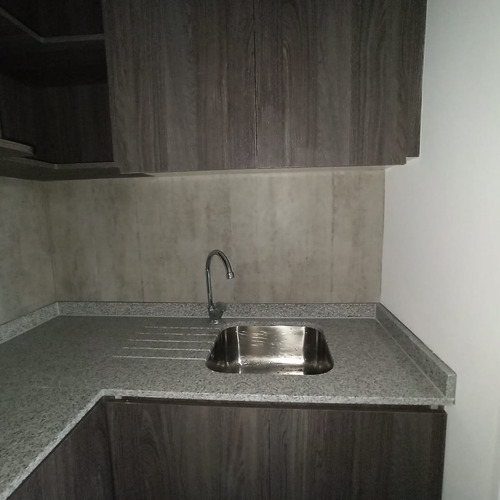 Refv:1381** Amplio Depto 2d 2b C/ Est Y Bod. Metro Quinta No