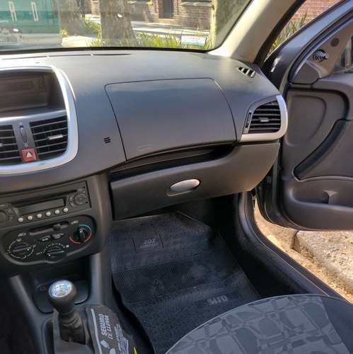 Imagen 8 de 12 de Peugeot 207 Compact