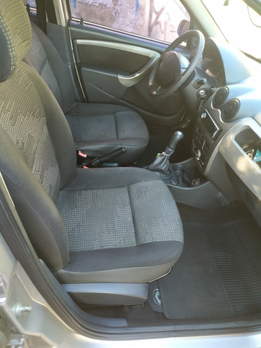 Imagem 9 de 10 de Renault Sandero 2009 1.6 Expression Hi-torque 5p