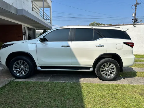 Toyota Fortuner 2.8l