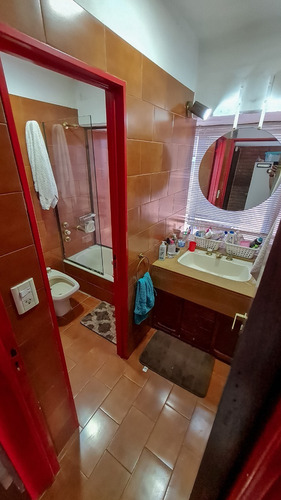 Imagen 9 de 22 de Villa Carlos Paz Casa En Venta Con Lanchera Y Bajada Al Lago