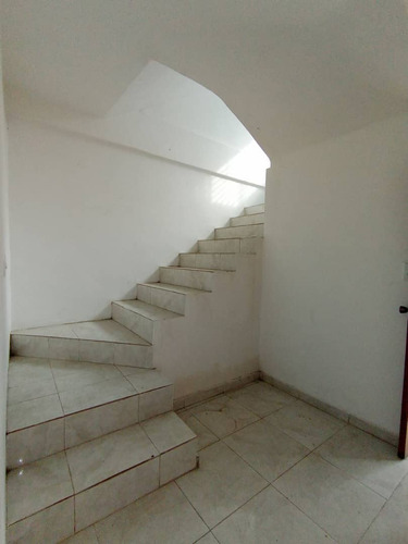 Venta De Townhouse Conj Resd Rusticana Country Naguanagua 04-23