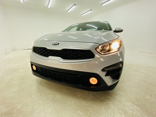 Kia Forte 2.0 L At