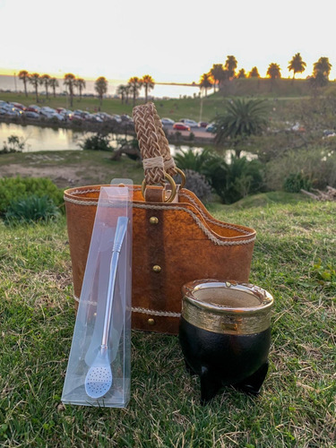 Imagen 1 de 4 de Matera En Cuero Crudo + Mate Imperial + Bombilla Plata 925