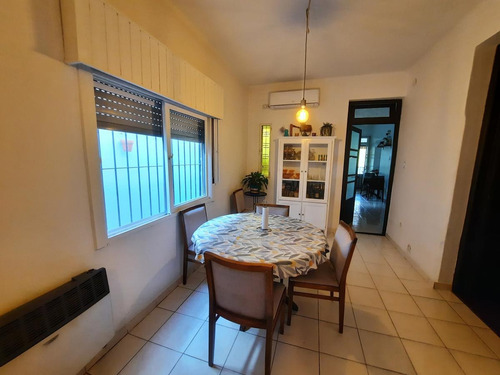 Imagen 2 de 22 de Casa De Cuatro Ambientes En Venta - Haedo Norte