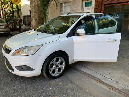 Ford Focus 2 2.0 Ghia At