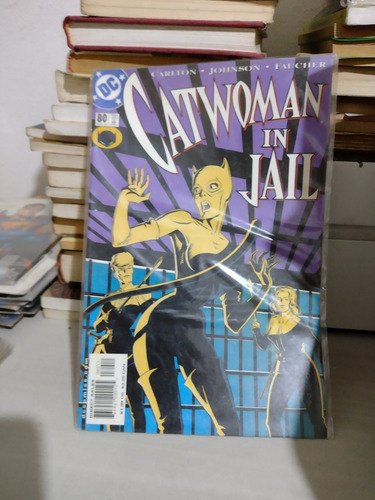 Catwoman In Jail #80 May 00 (Usado)