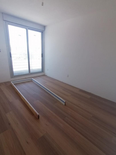 Alquiler Apartamento Un Dormitorio Con Garage La Blanqueada