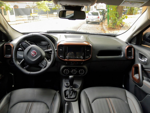 Imagen 9 de 9 de Fiat Toro Volcano 2.0 4x4 At