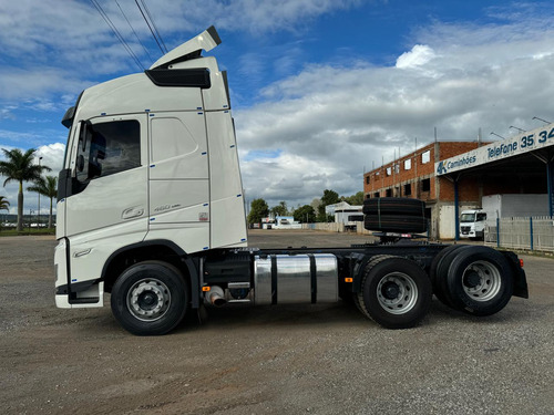 Volvo Fh460 A6x2, Ano: 2022 - Globetrotter
