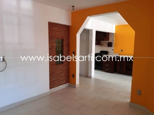 Imagen 4 de 14 de Casa En Venta En Fraccionamiento Carolina D412